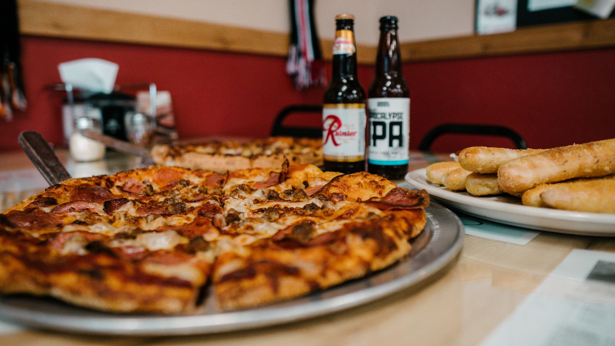 SPECIALS Varsity Pizza